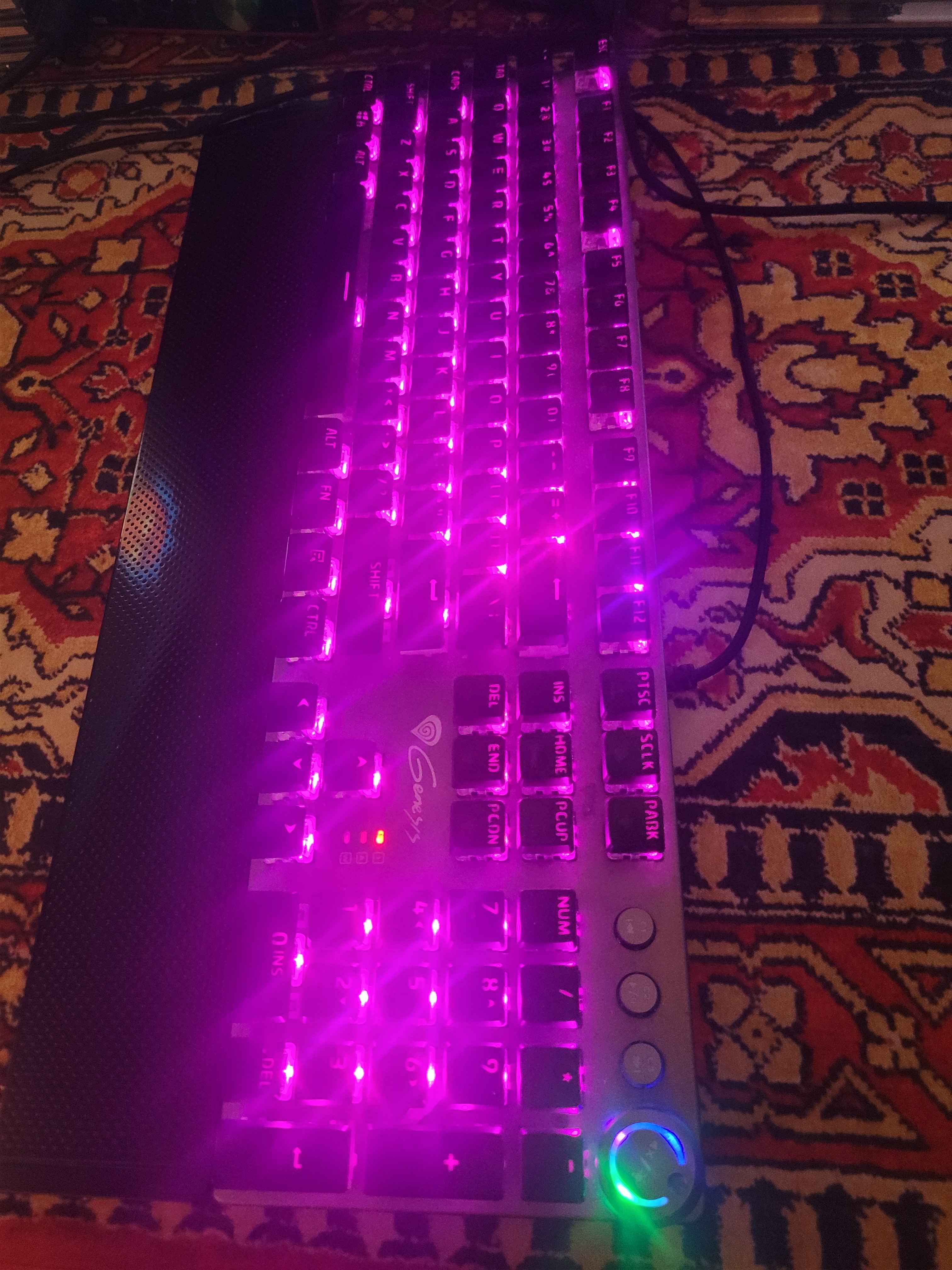 KLAWIATURA MECHANICZNA Thor 401 RGB
